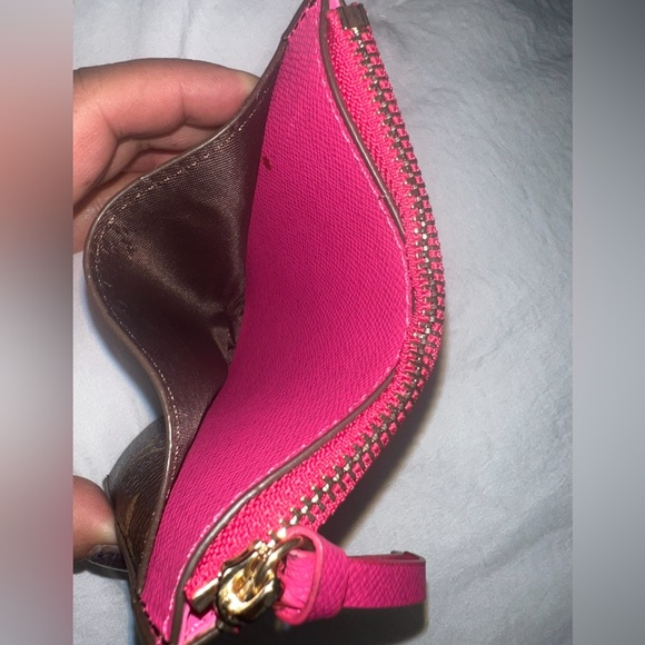 👑✅PRICE FIRM✅ Brown and Pink Fashion Monogram Card Case. Brand New! - Picture 8 of 15